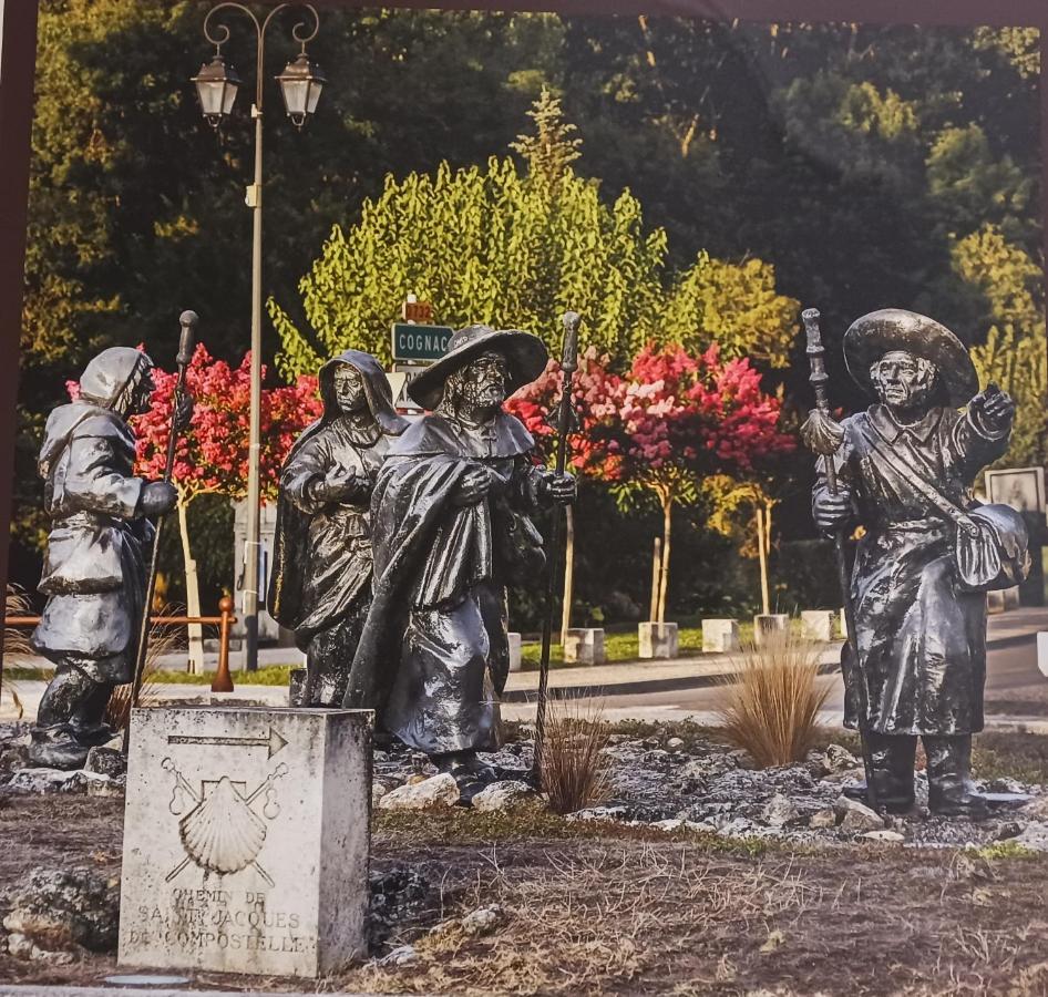 Вилла La Demeure D'Ezilda Fleac-sur-Seugne Экстерьер фото